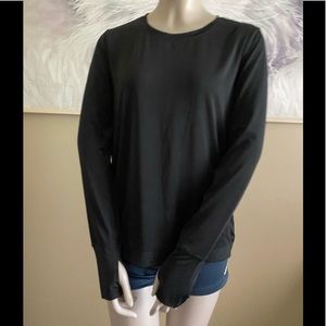 Athleta Womens Thumb hole Black top XSS